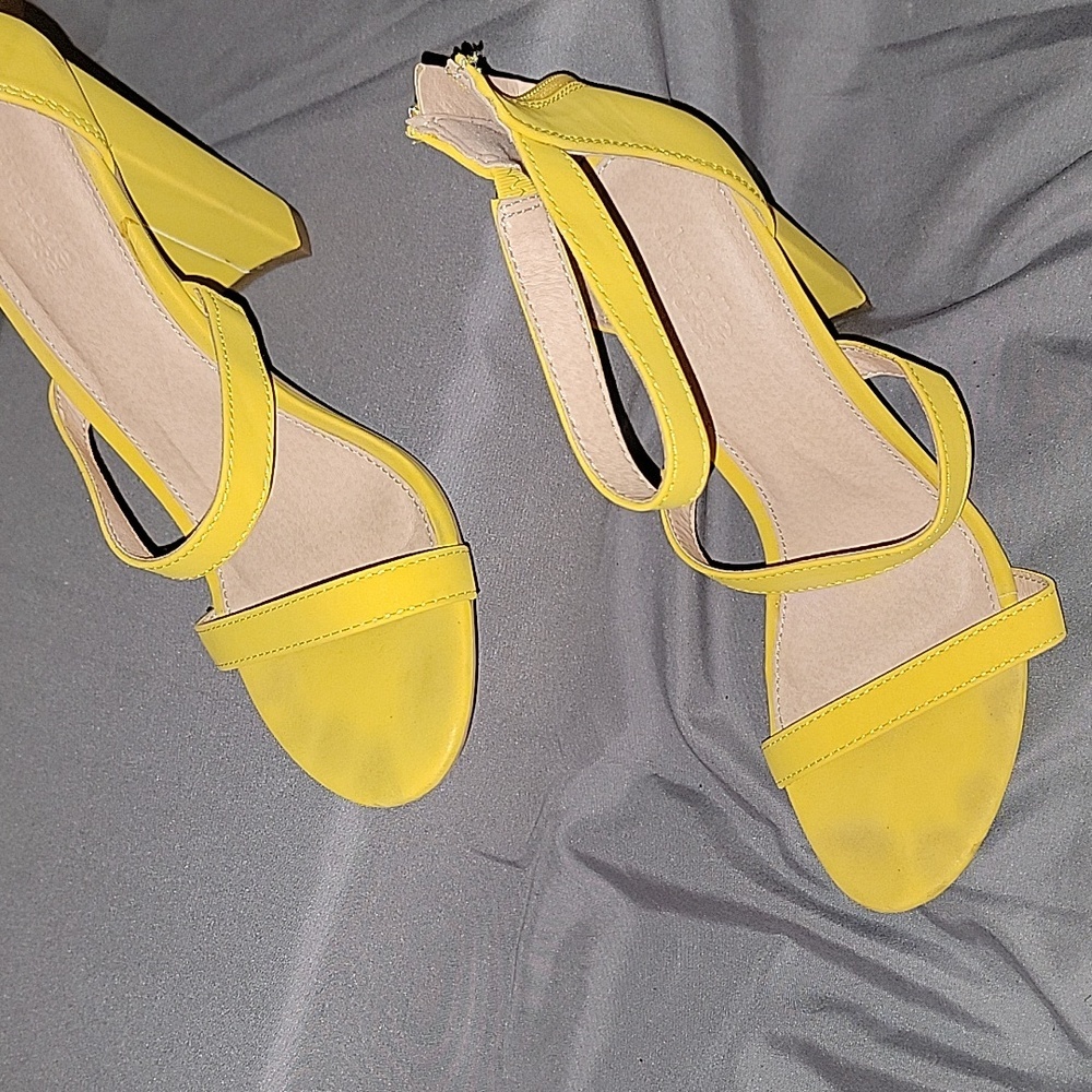 (J4) Unknown brand size 9 - Picture 2 of 5